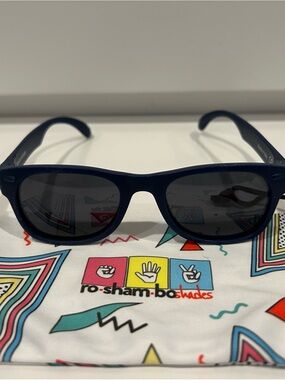 Ro·sham·bo Classic Sunglasses in Navy